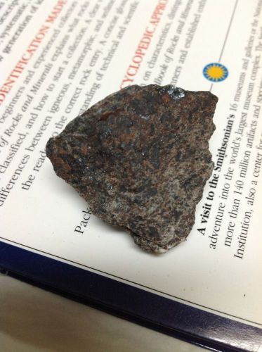 Pitchblende in uraninite: 298,000cpm 22.8gm geiger counter source for sale