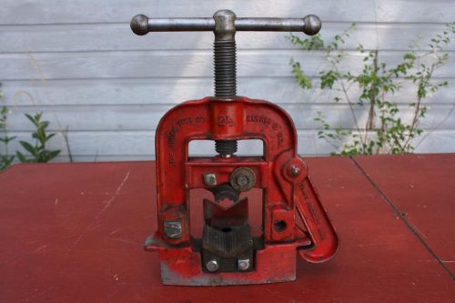 Ridgid pipe vise ~ b-y-2-1/2 usa quality tool 1/8&#034; to 2-1/2&#034; bench truck mount for sale