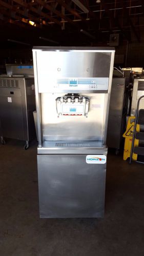 2001 Taylor 8756 Soft Serve Frozen Yogurt Ice Cream Machine Warranty 3Ph Water