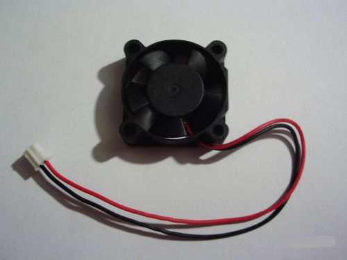 30pcs Ultra quiet Brushless DC Cooling Fan 3010s 5V 30x30x10mm 2 Wires