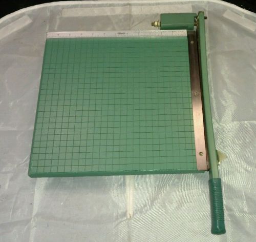 VINTAGE PREMIER PHOTO MATERIALS CO. 16&#034; PAPER PHOTO CUTTER ART CUTTING TOOL- USA