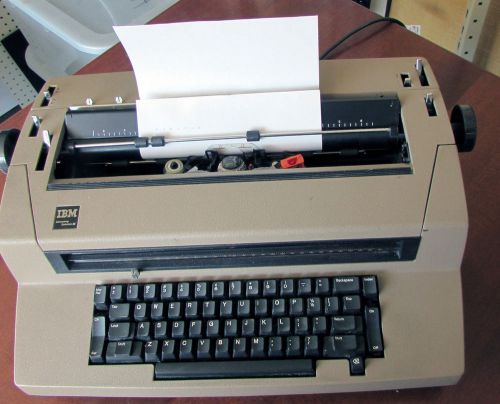 Tested Vintage IBM Correcting Selectric III Brown Electric Typewriter