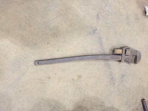 36&#034; PIPE WRENCH
