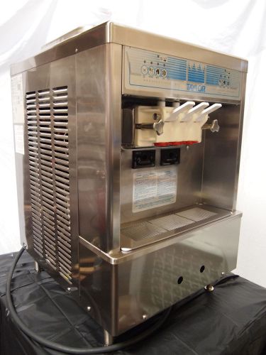 Taylor 161 Soft Serve Ice Cream Frozen Yogurt Machine 1Ph Air COOLED