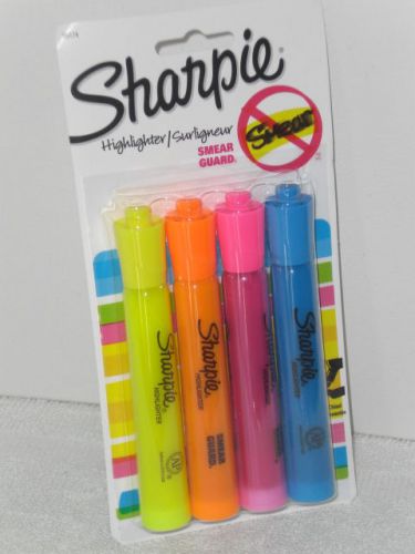 Sharpie Smear Guard Fluorescent Highlighter Chisel Tip Assorted Colors 4 Pack