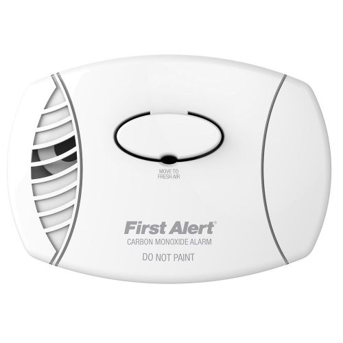 First Alert CO400 Battery Powered Carbon Monoxide Alarm, New, Free Shipping