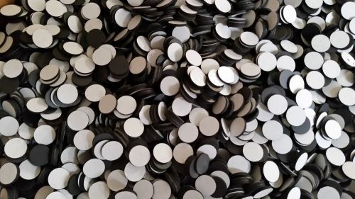 200 Self-Adhesive Dot Round Magnets Craft School 3MM X 1/2 inch