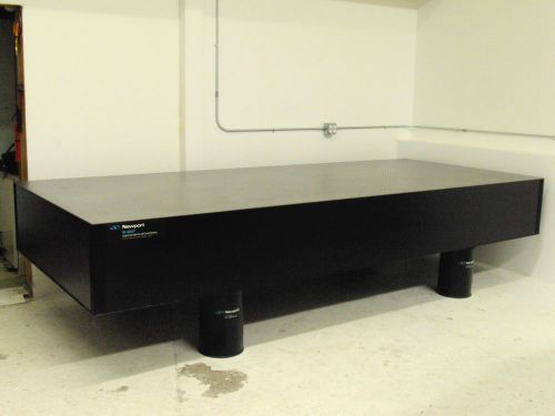 NEWPORT 4&#039; x 10&#039; x 18&#034; OPTICAL TABLE w/ NRC I-2000 SELF LEVEL ISOLATORS