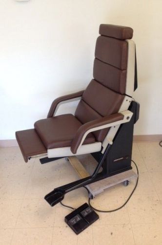 MIDMARK 413 Power OB/GYN Procedure Chair with new upholstery Exam Table