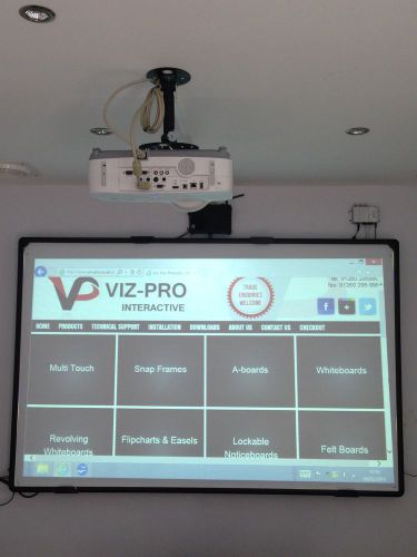 2in1 Projection Screen and Drywipe Whiteboard 78&#034; Diagonal Size. High Quality!