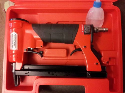 Tacwise a7116v pneumatic upholstery stapler with case for sale