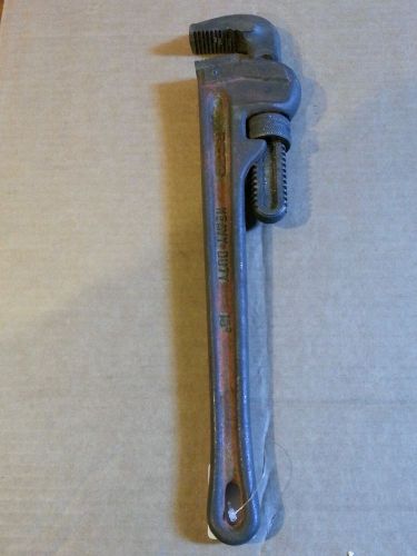 Rigid pipe wrench