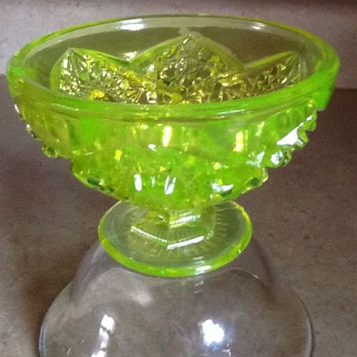Vintage Glass Yellow Green Candy Dish BOWL