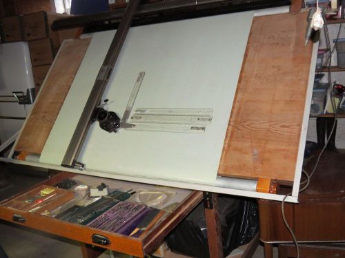 Mutoth Model L Drafting Machine With Table