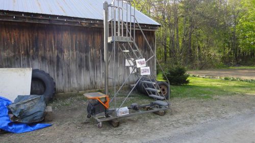 9 step rolling ladder with 300lb. capacity lift for sale