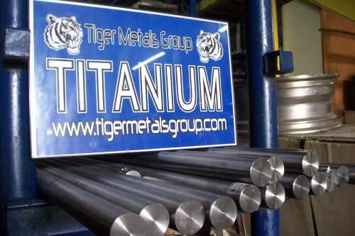 Grade 5 6al-4v titanium round bar (.81&#034; diameter x 39.125&#034; length) #339jm for sale