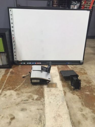 Polyvision Smart Board &amp; LCD projector