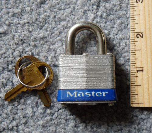 Older Used MASTER PADLOCK  - Style #3 - 2 Working Keys - MADE IN USA (LOT 592)