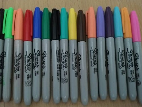 NEW Sharpie markers fine point, assorted colors lot of 16 free shipping