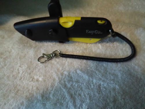 Easy Cut tm Safety Box Cutter Knife w/ Belt Clip. yellow