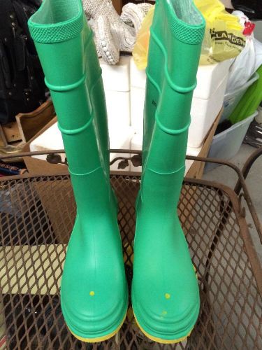 Onguard  87012 Sz 6 Hazmat Green 16&#034; PVC Kneeboots w/ Ultragrip
