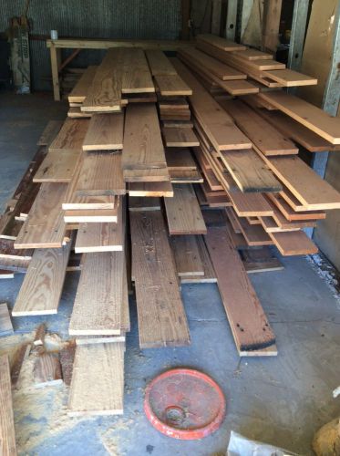 Lot of 1540 sq. ft. recycled pine and spruce wood plank, planed on one side for sale