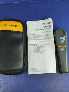 Fluke CO-220 Carbon Monoxide Tester, Excellent, Case