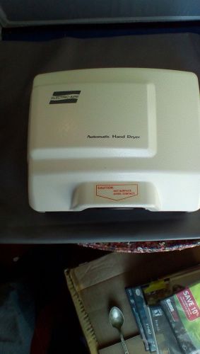 New electric - aire hand dryer by world drye r corp. model le 4 for sale