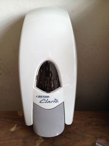 BETCO CLARIO SYSTEM FOAMING WHITE DISPENSER FOR SOAP OR HAND SANITIZER BRAND NEW