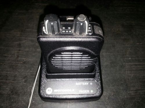 Motorola Minitor V 5 Low Band Pager 2Ch SV 45-48.995 W/Charger