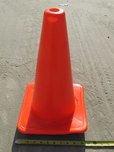 Lakeside plastics south traffic cone bright orange  18&#034; x 11&#034; 5 lbs.***nnb*** for sale