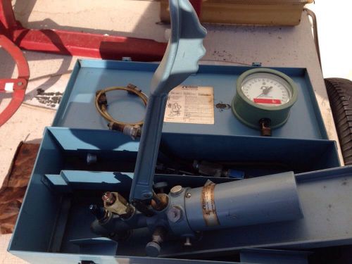 Omega engineering dwt 1327 d portable test pump 10,000-psi for sale
