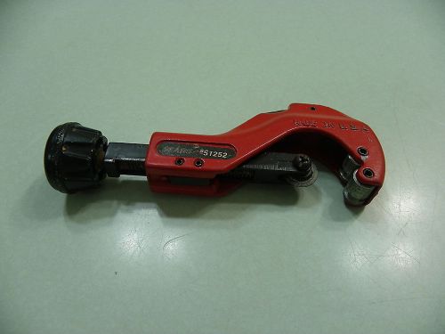 SEARS  #9-51252  1/8 TO 1 5/16  TUBING CUTTER