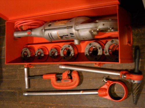 Ridgid 700 pipe threader  set (carrying case, dies, ratchet, cutter&amp;rimmer)excel for sale