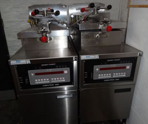 HENNY PENNY 600 COMPUTORN 8000 Make an Offer have 2 Fryers