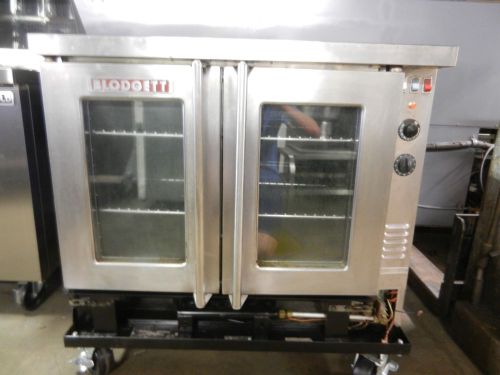 BLODGETT SINGLE CONVECTION OVEN NAT GAS FULLY TESTED