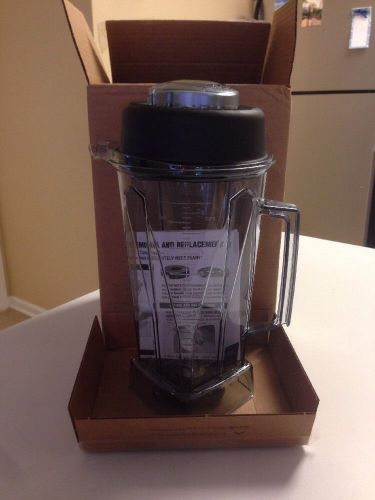New VitaMix 64oz Container #1195 Blade And Lid.