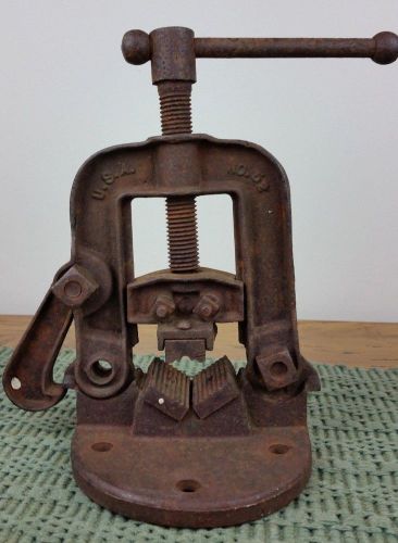 Vintage Littlestown Hardware &amp; Foundry No. 52 Pipe Vice