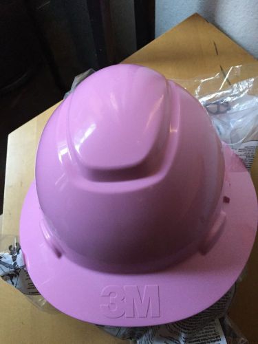 3m Full brim hard hat Uvicator,  4 point ratchet suspension, pink