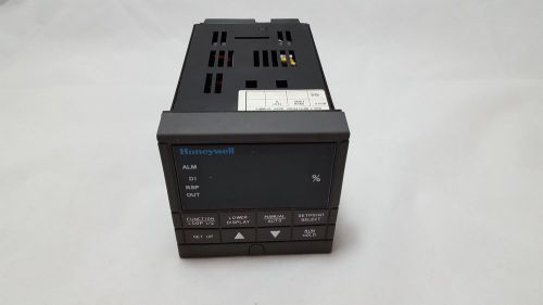 Honeywell udc3300 dc330b-ke-0b0-10-000000-00-0 digital temperature controller for sale