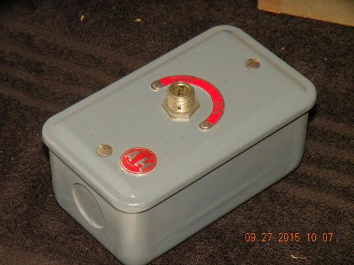Vintage unused in box arrow-hart &#034;lockette&#034; safety switch box w/ key #71520 for sale