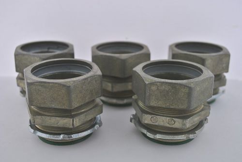 Lot of 5 bridgeport 1-1/2&#034; emt die cast compression connector w/insulated throat for sale