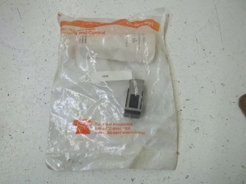 HONEYWELL PMCMB PUSHBUTTON SWITCH *NEW IN A FACTORY BAG*