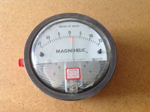 Dwyer Magnehelic 10W Pressure Gauge Model 2336 0-15&#034;