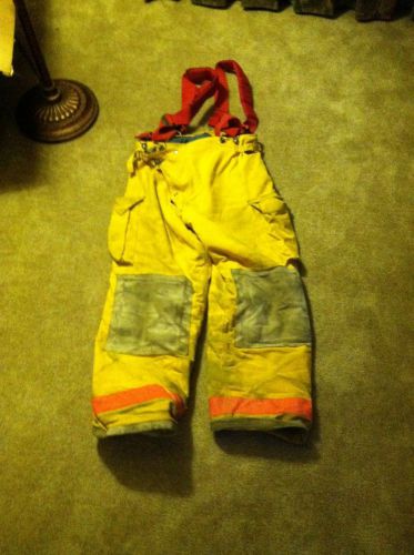 Chieftain firefighting turnout pants size L