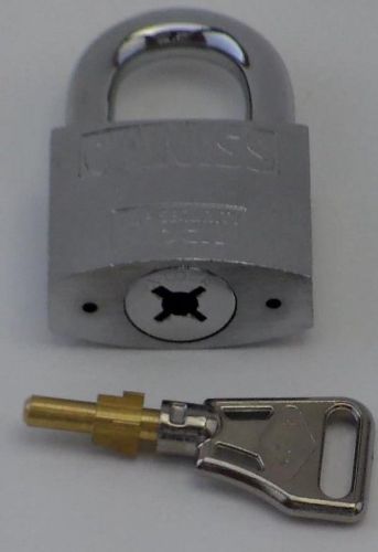 30mm padlock, with round anti-lockpick key.  lt1045 for sale