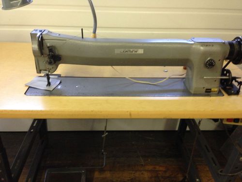 Consew  206-rbl  25 inch  longbed  walking foot 110 v  industrial sewing machine for sale