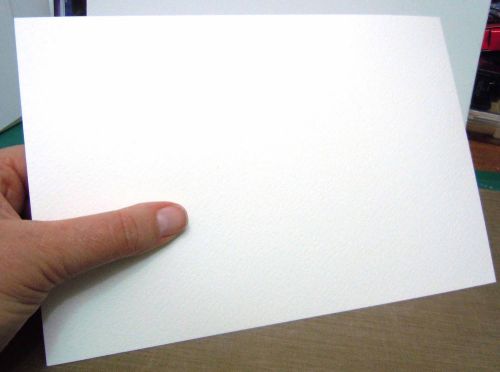 White Half Letter Size 5.5&#034; x 8.5&#034; 20lb Plain Paper - 250 Sheets (unpunched)