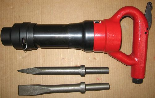 New pneumatic air chipping hammer dayton + 2 bits for sale