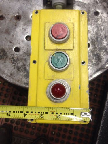ALLEN BRADLEY MACHINERY SAFETY START / STOP BUTTON AND INDICATOR LIGHT